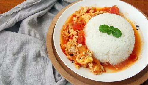 大瓜吃九大碗视频播放,观看盛宴来袭！