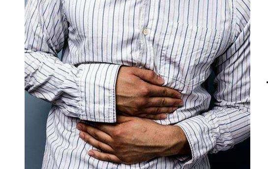 男子吃瓜肠梗阻视频大全,警惕夏日饮食安全