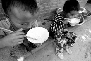 小孩视频 吃瓜图片,小宝贝吃瓜萌态十足