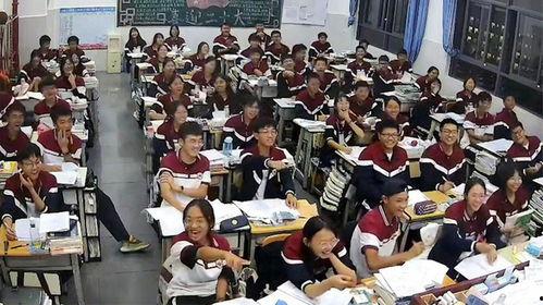 高中生视频吃瓜,高中生视频吃瓜背后的校园生活