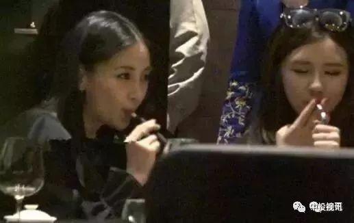 孩子打架父女吃瓜视频,孩子打架场面引热议