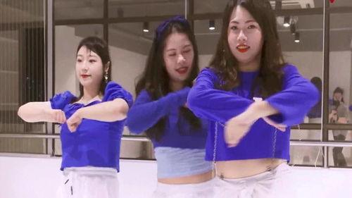 吃瓜小姐姐室内跳舞视频大全,吃瓜小姐姐们的舞蹈视频精选集