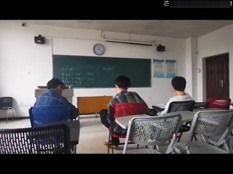 西安培华吃瓜事件视频播放,视频曝光引发校园热议